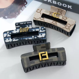 Hair Combs for Updos: Size, Teeth, and Placement