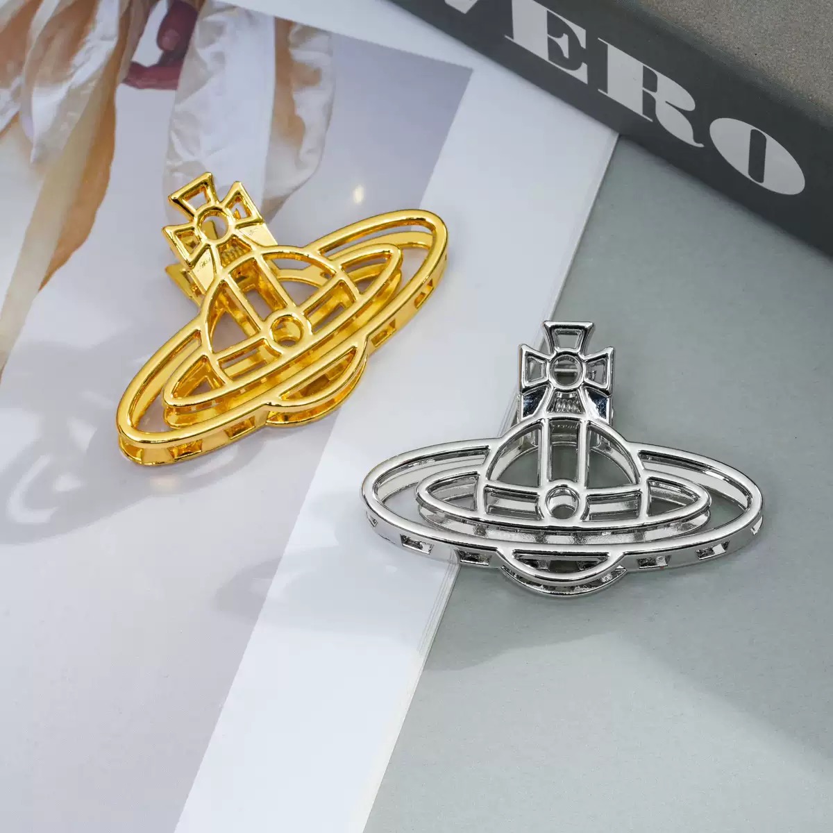 In-stock claw clip style 30