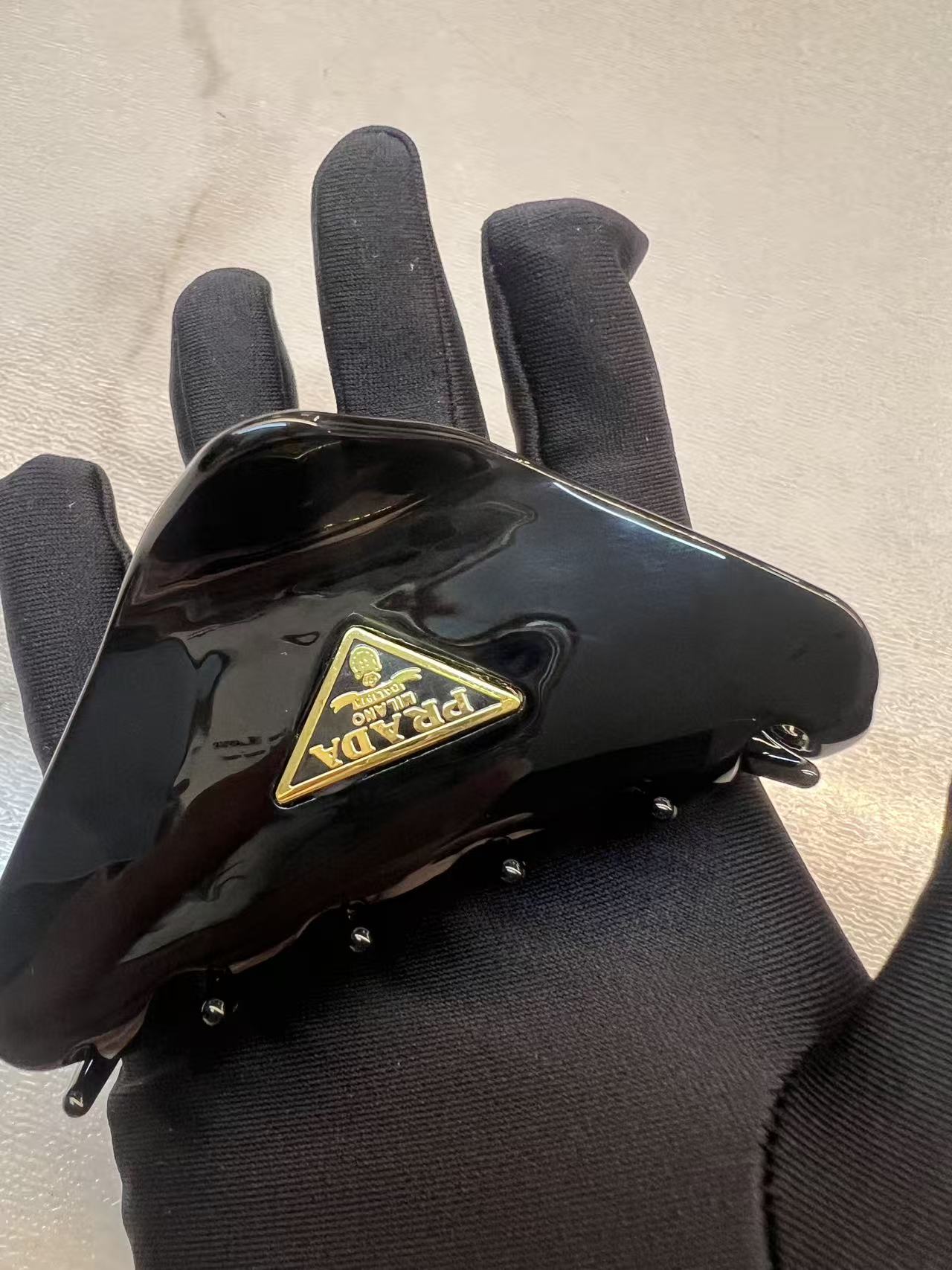In-stock claw clip style 32