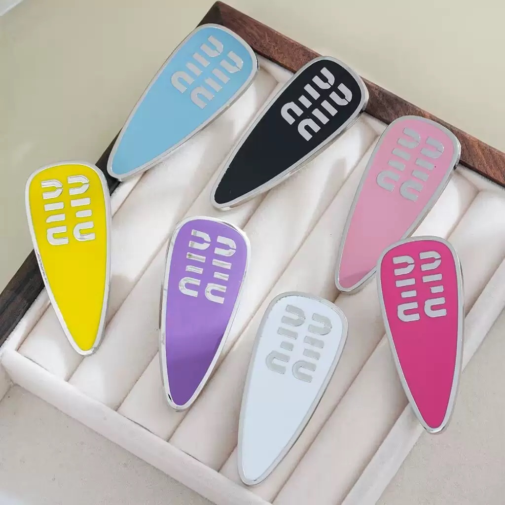 In-stock hair clip style 38